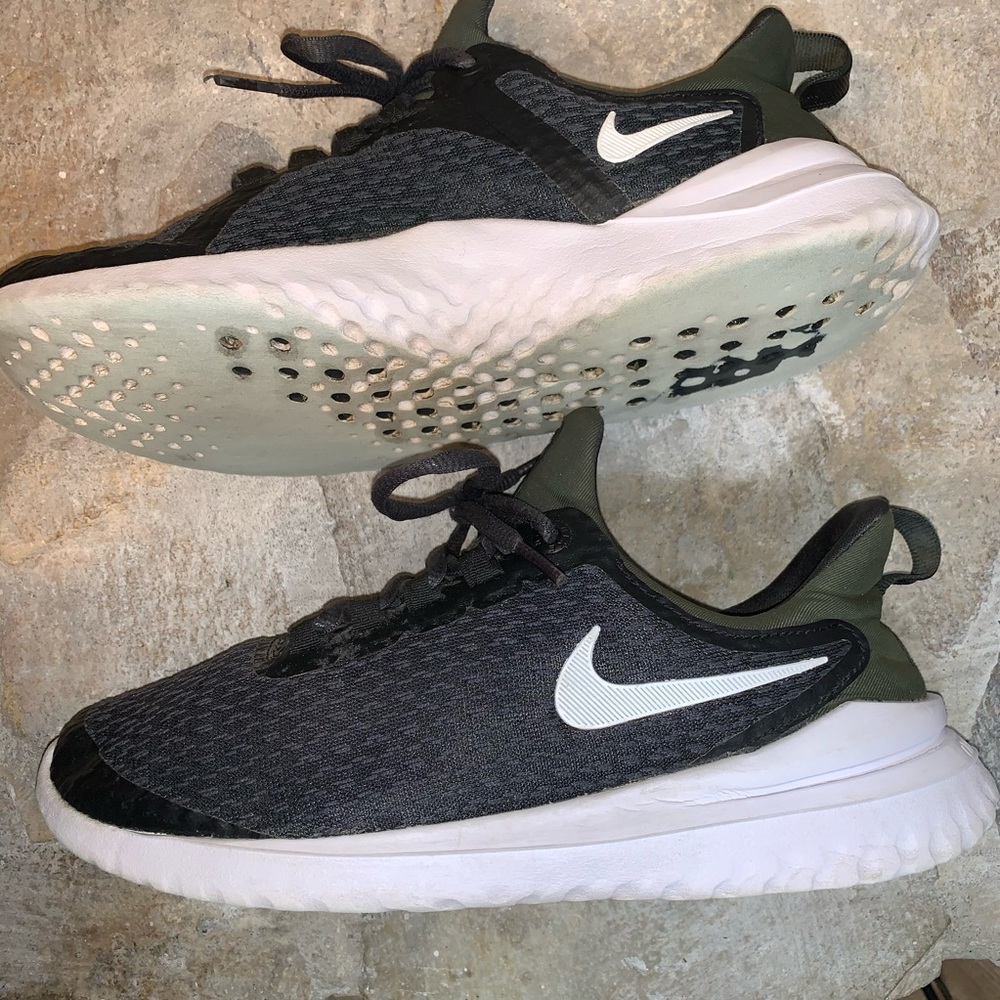 Nike Renew Rival Women's Running Shoe - Picture 4 of 7